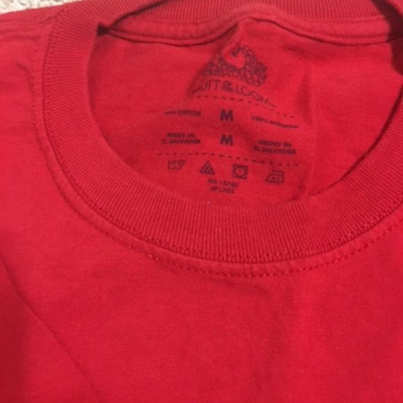 Men's Fruit of the Loom T-Shirts Size M (Lot of 2) Red and Gray - Picture 2 of 3